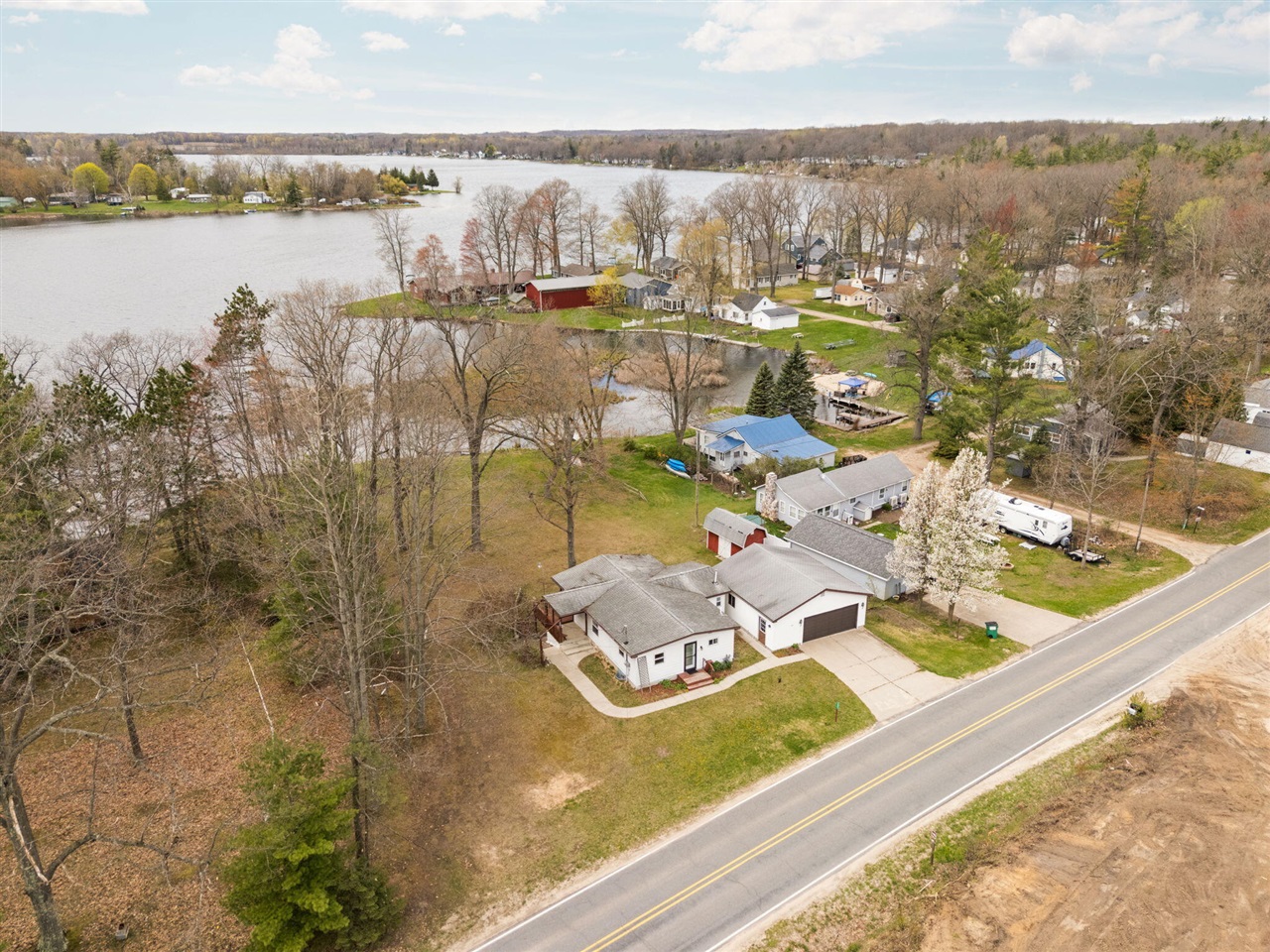 main property photo 50