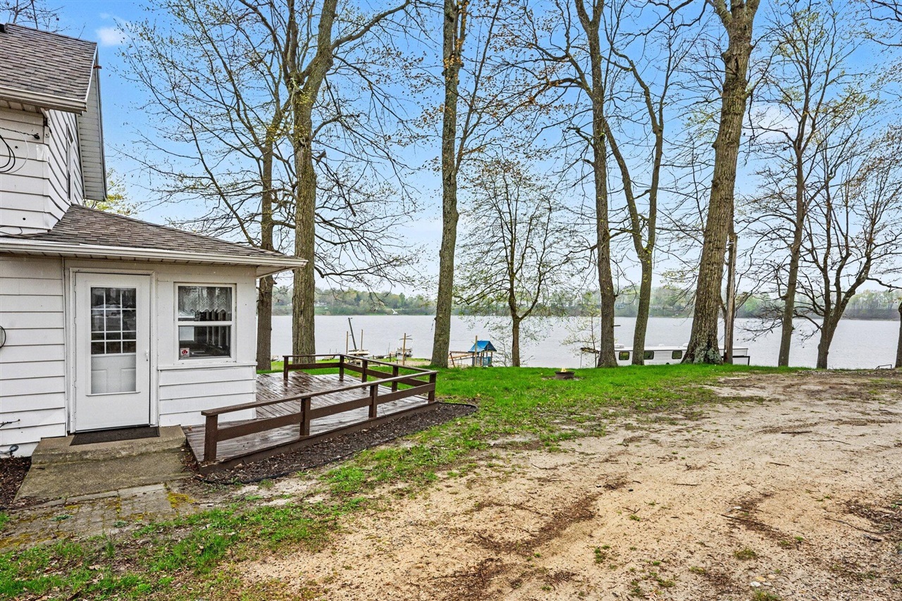 main property photo 9