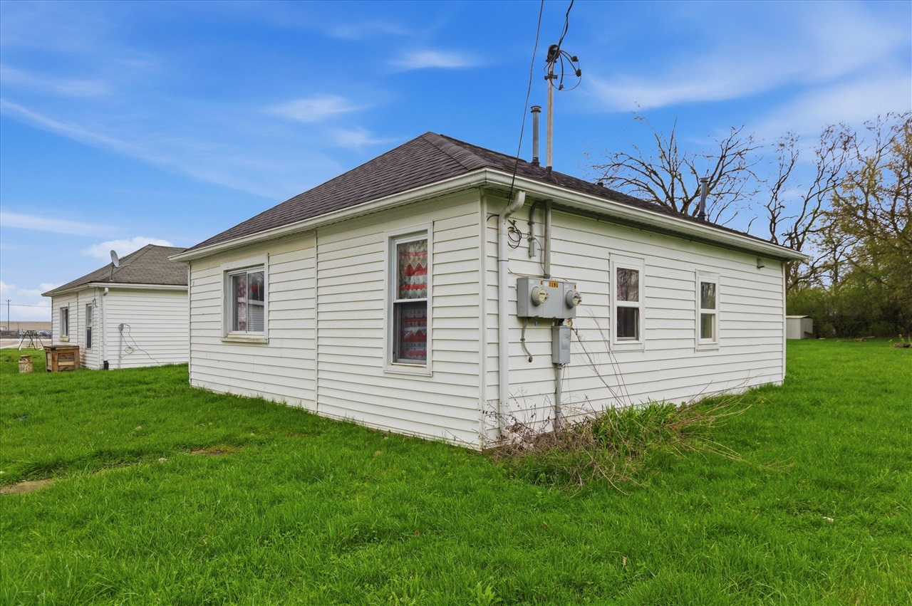 main property photo 13