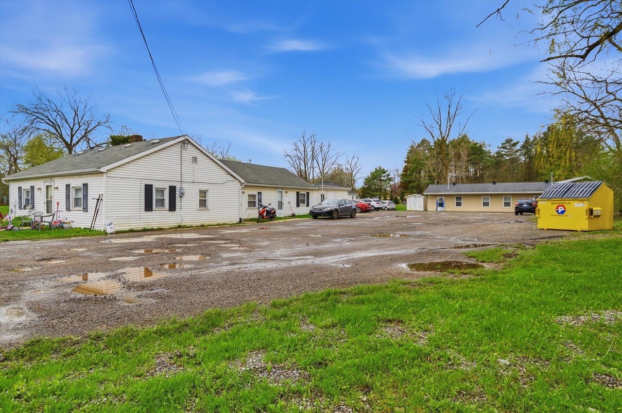 main property photo 8