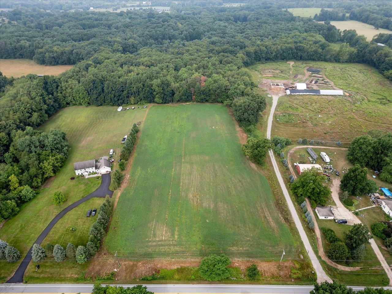 main property photo 47