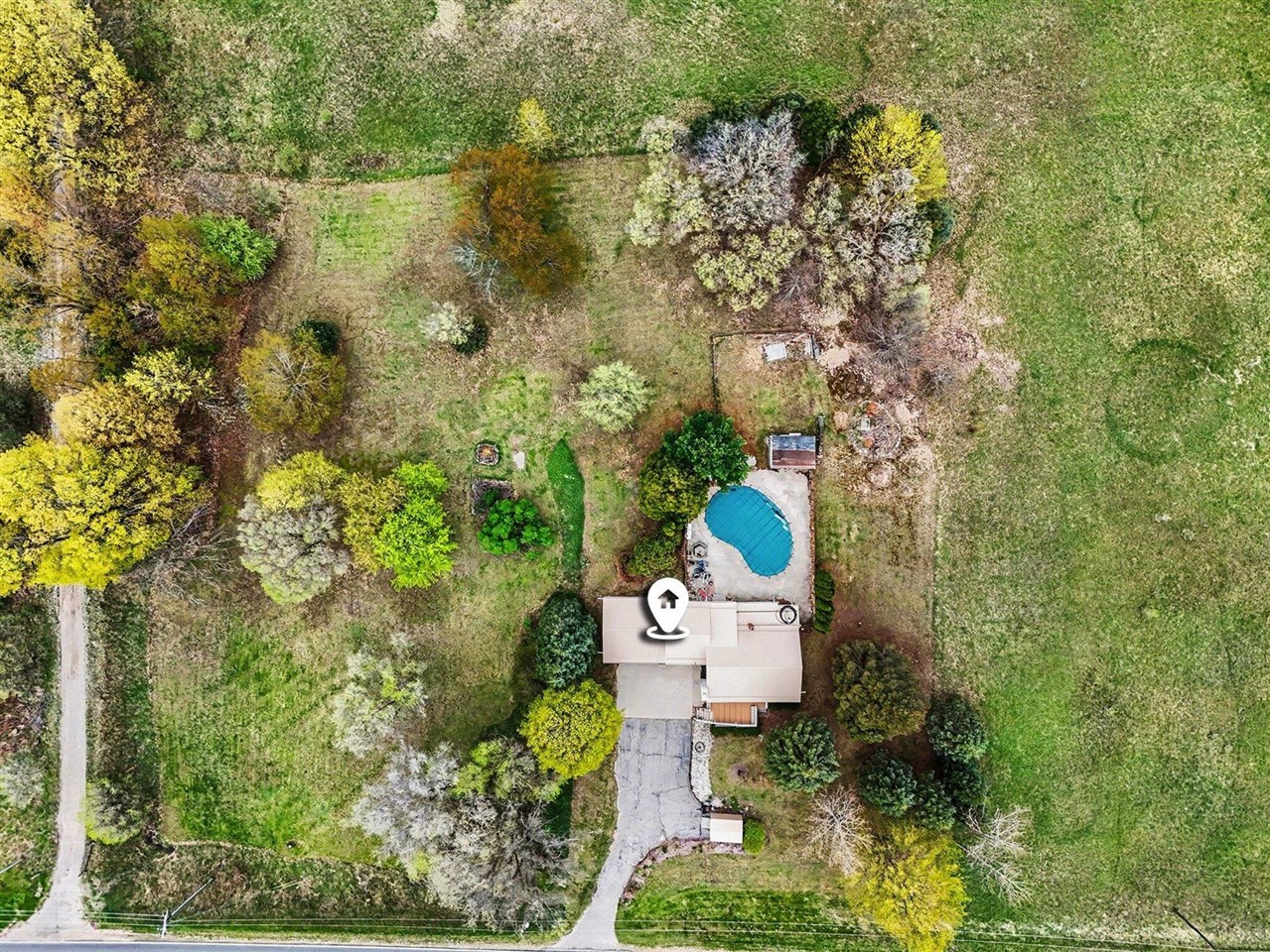 main property photo 31