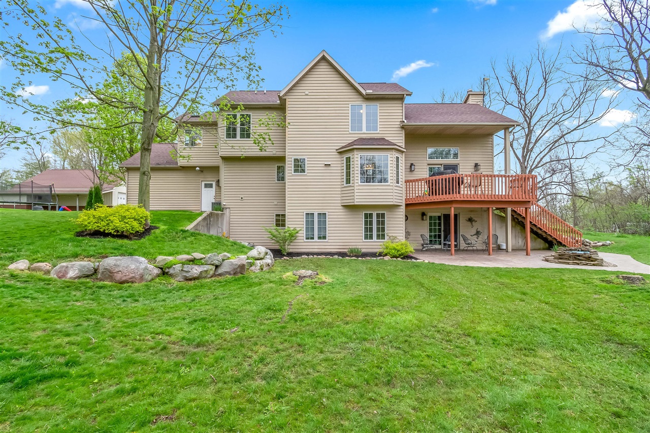 main property photo 58