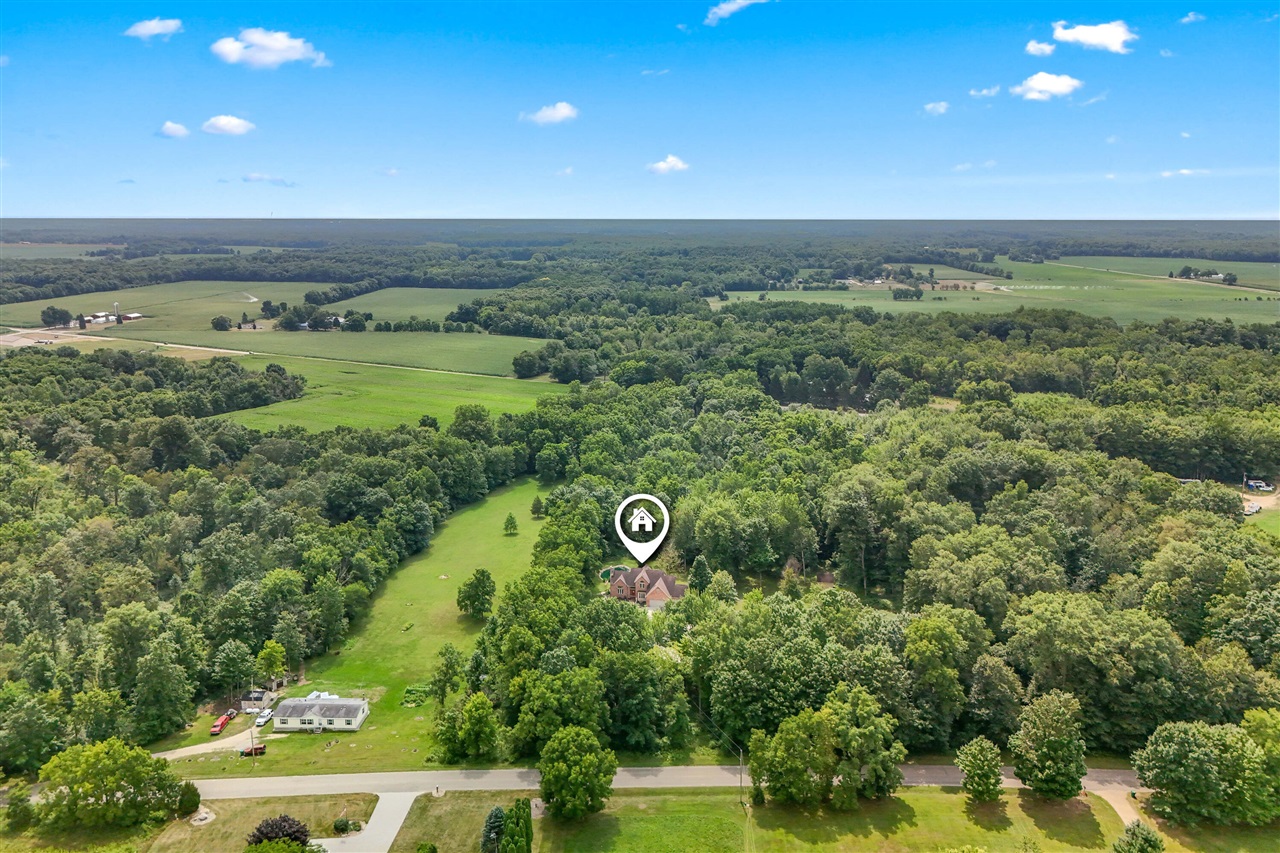 main property photo 59