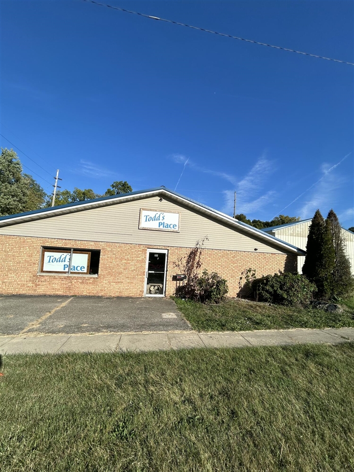 main property photo 34