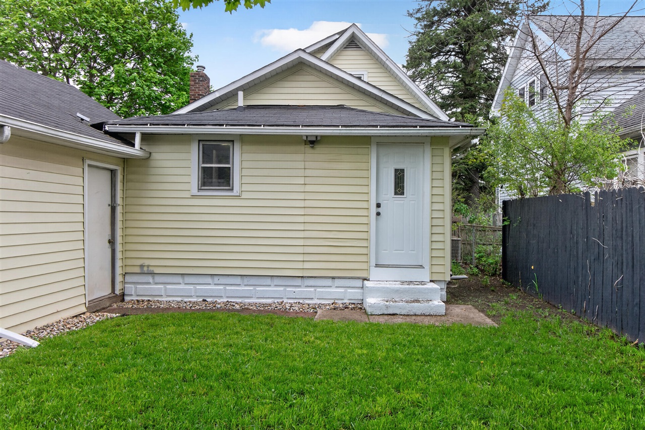 main property photo 49