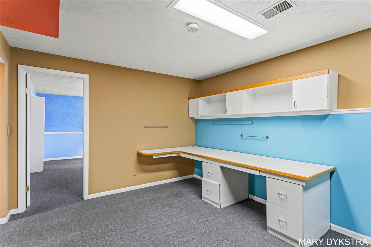 main property photo 60