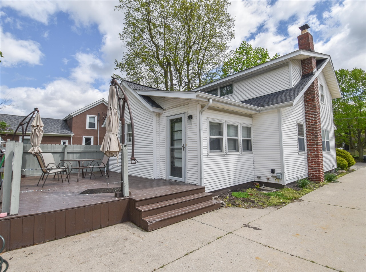 main property photo 31