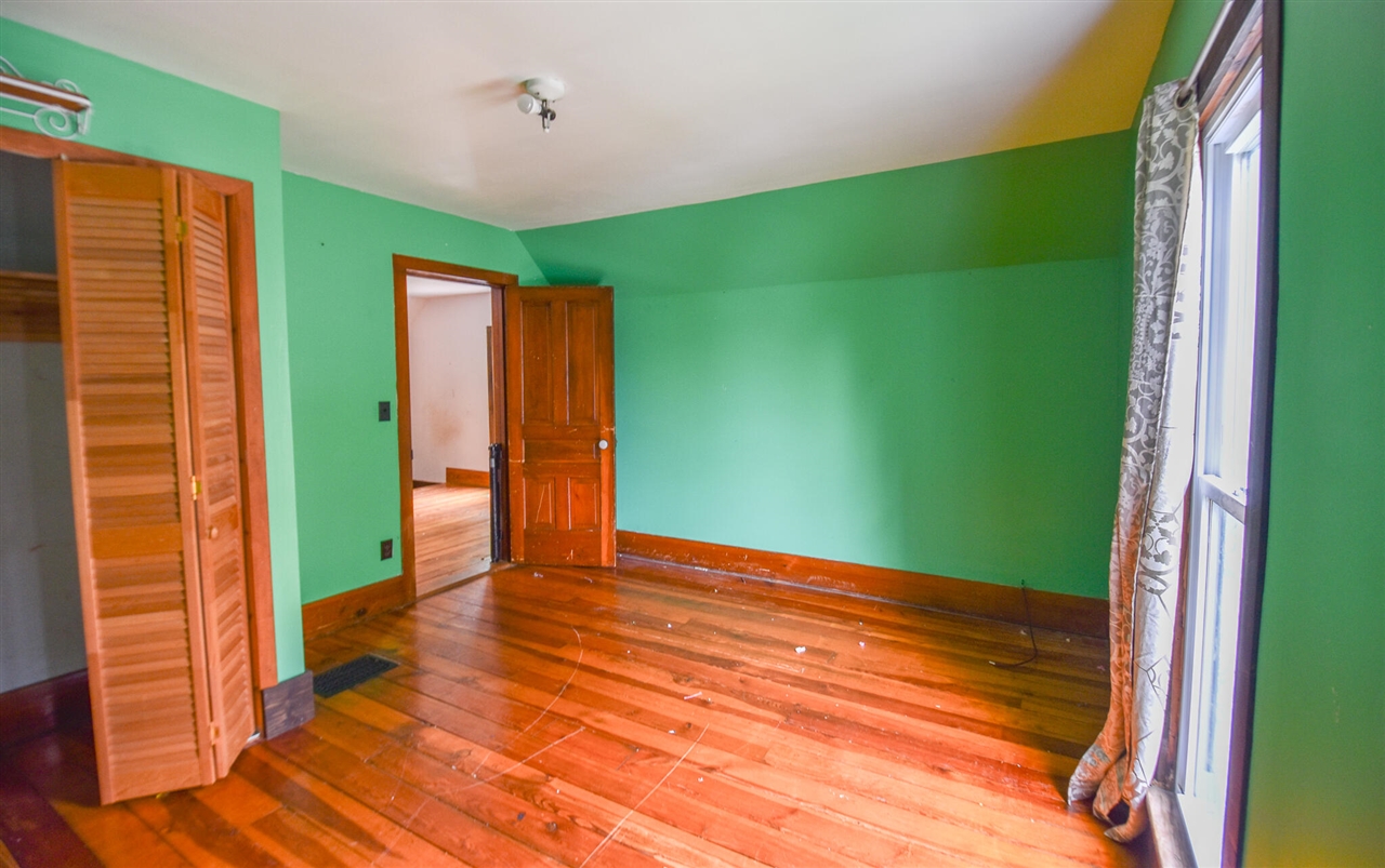 property viewer photo 29