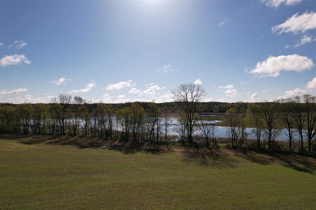 main property photo 12
