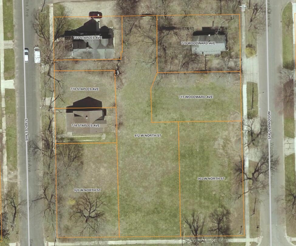 main property photo 3