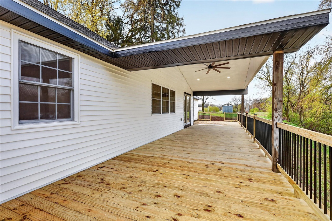 main property photo 44