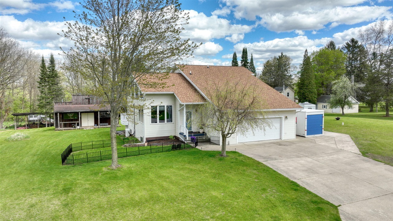 main property photo 58