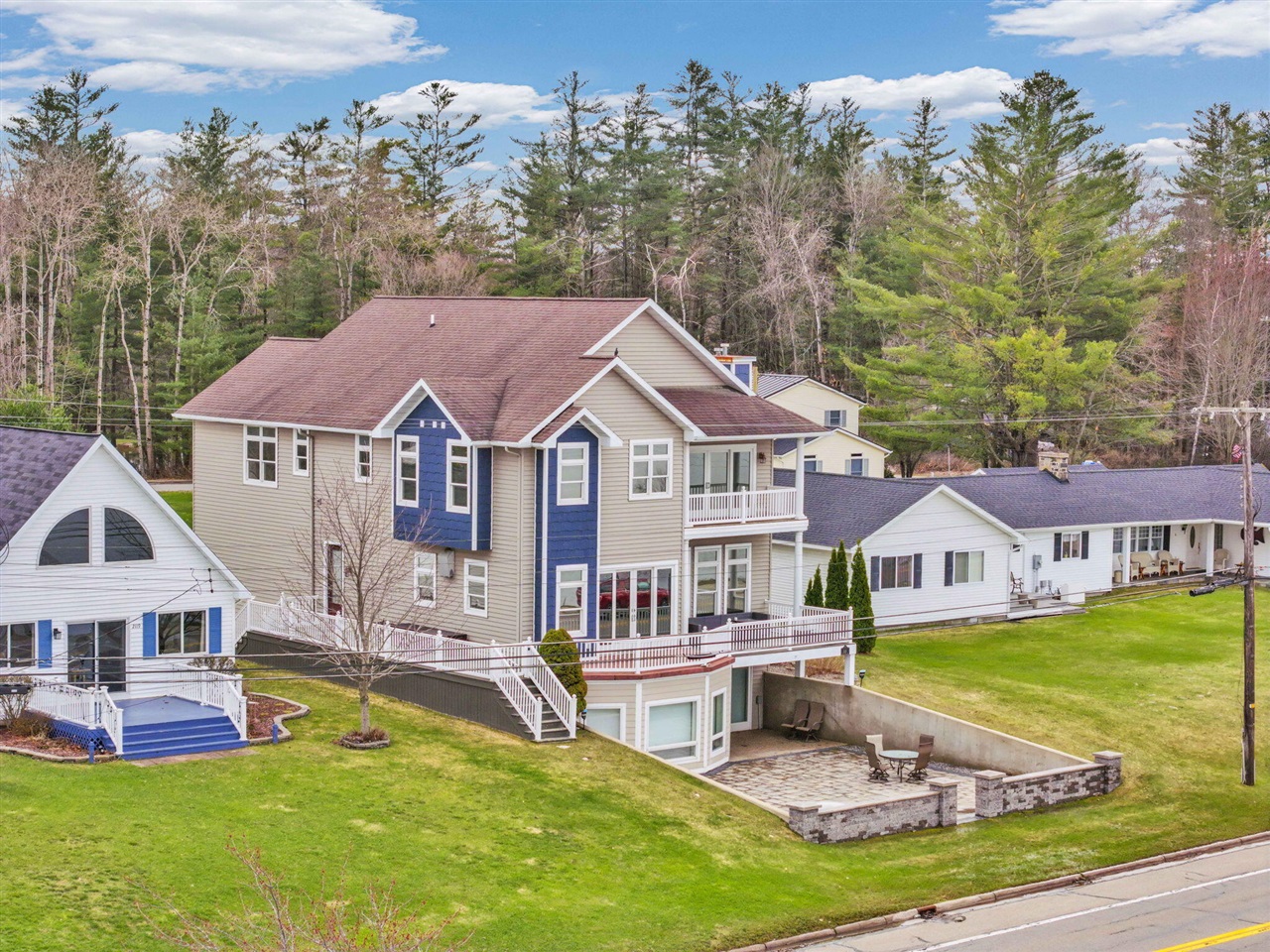 main property photo 4