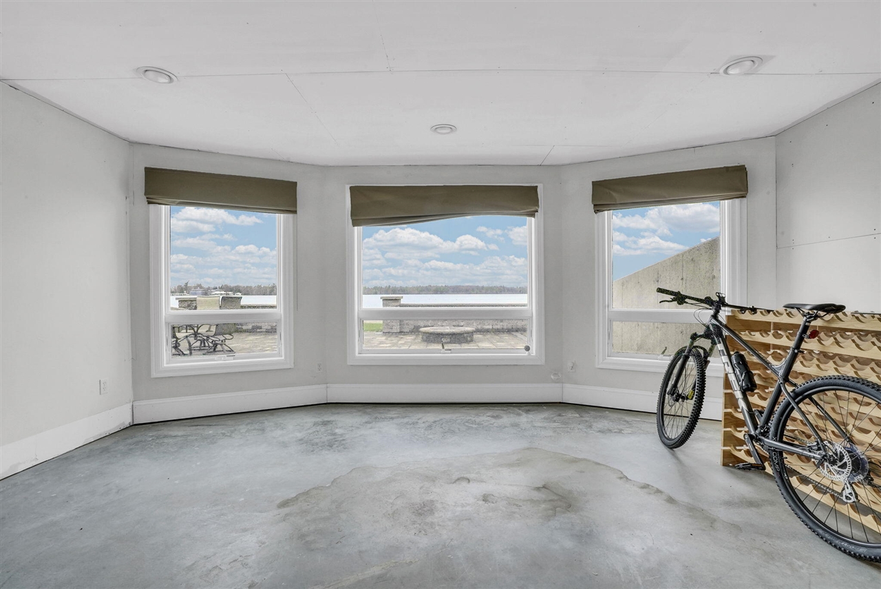 main property photo 63