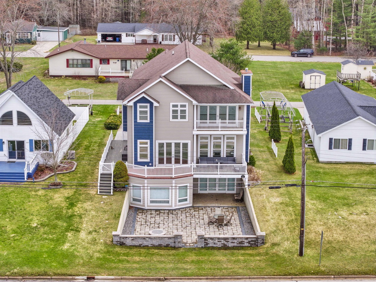 main property photo 69