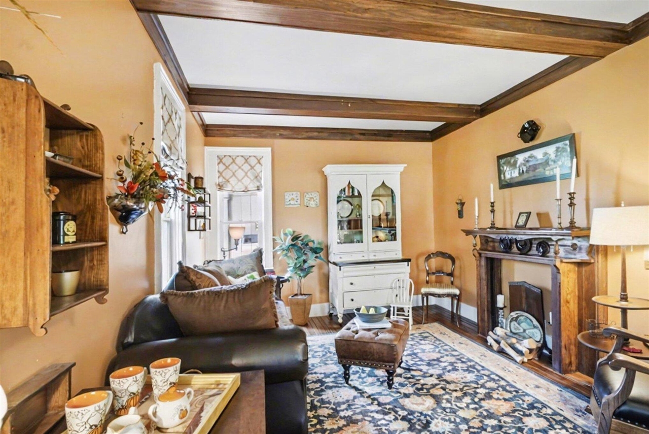 main property photo 25