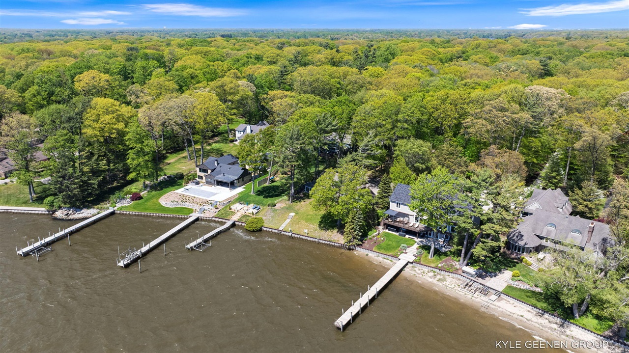 main property photo 68