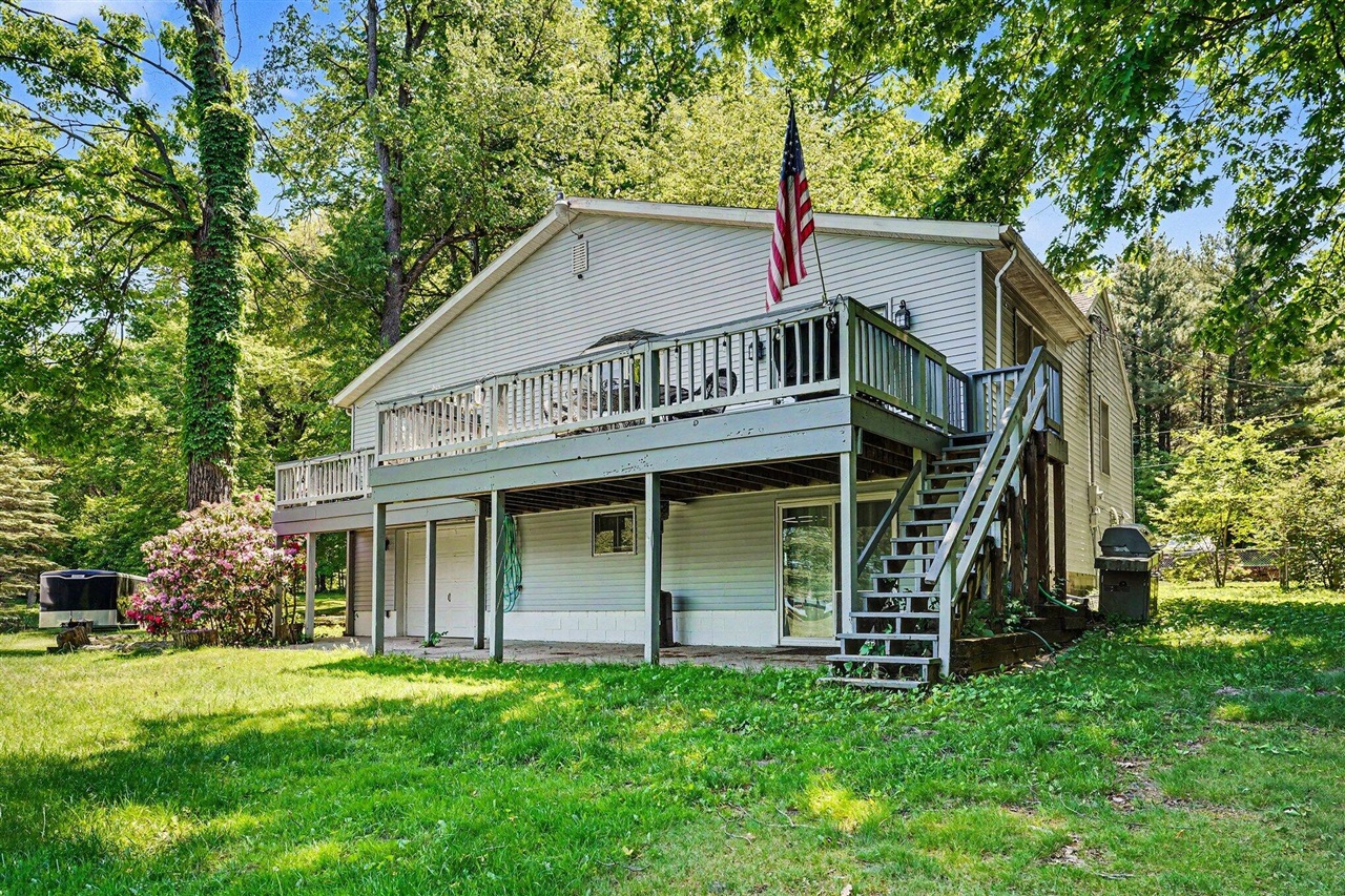main property photo 19