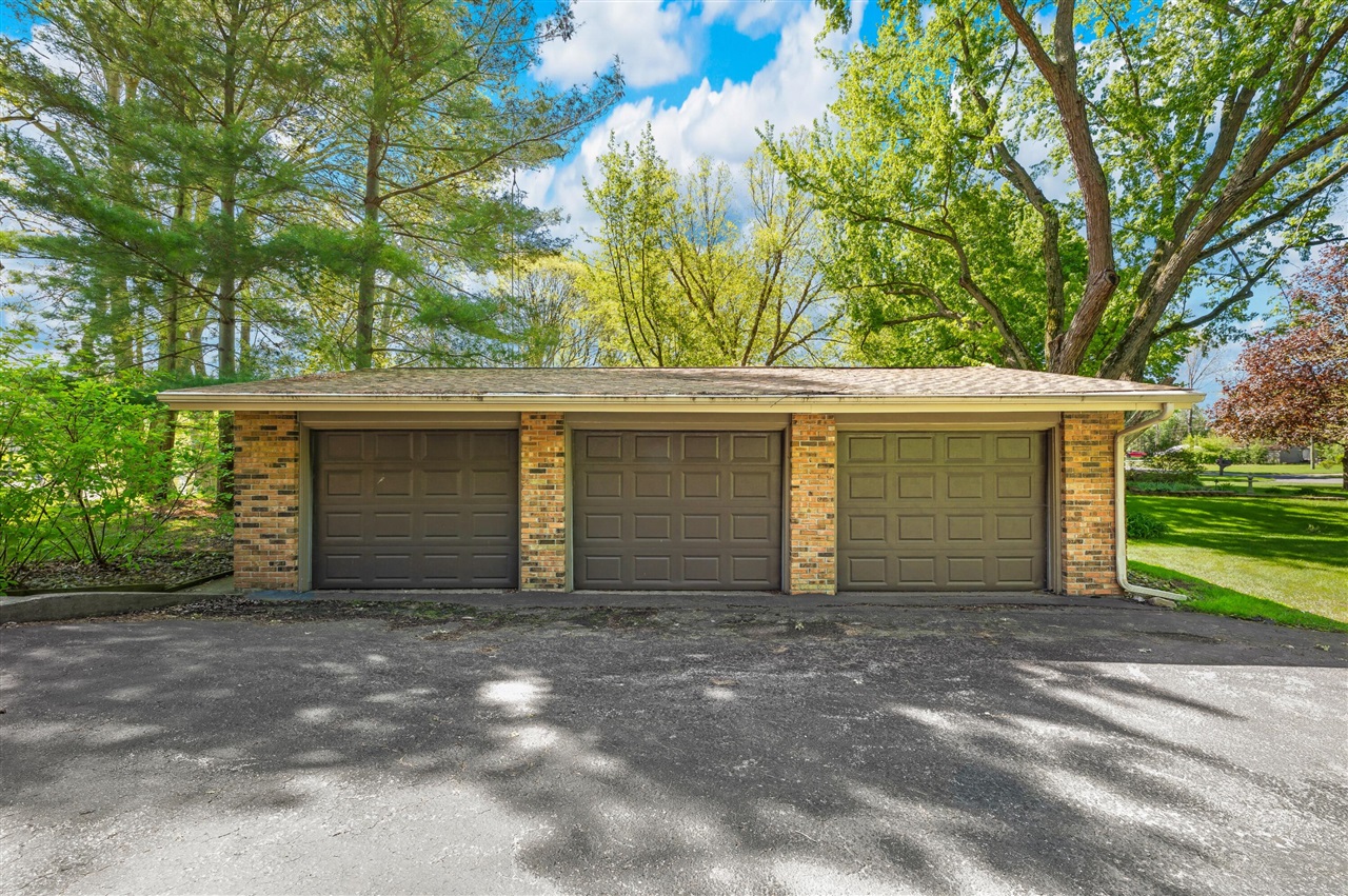 main property photo 60