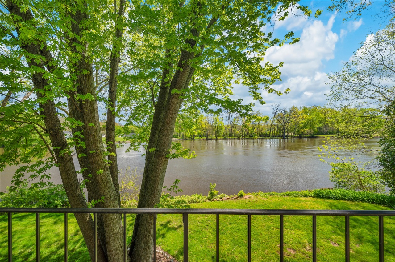 main property photo 71