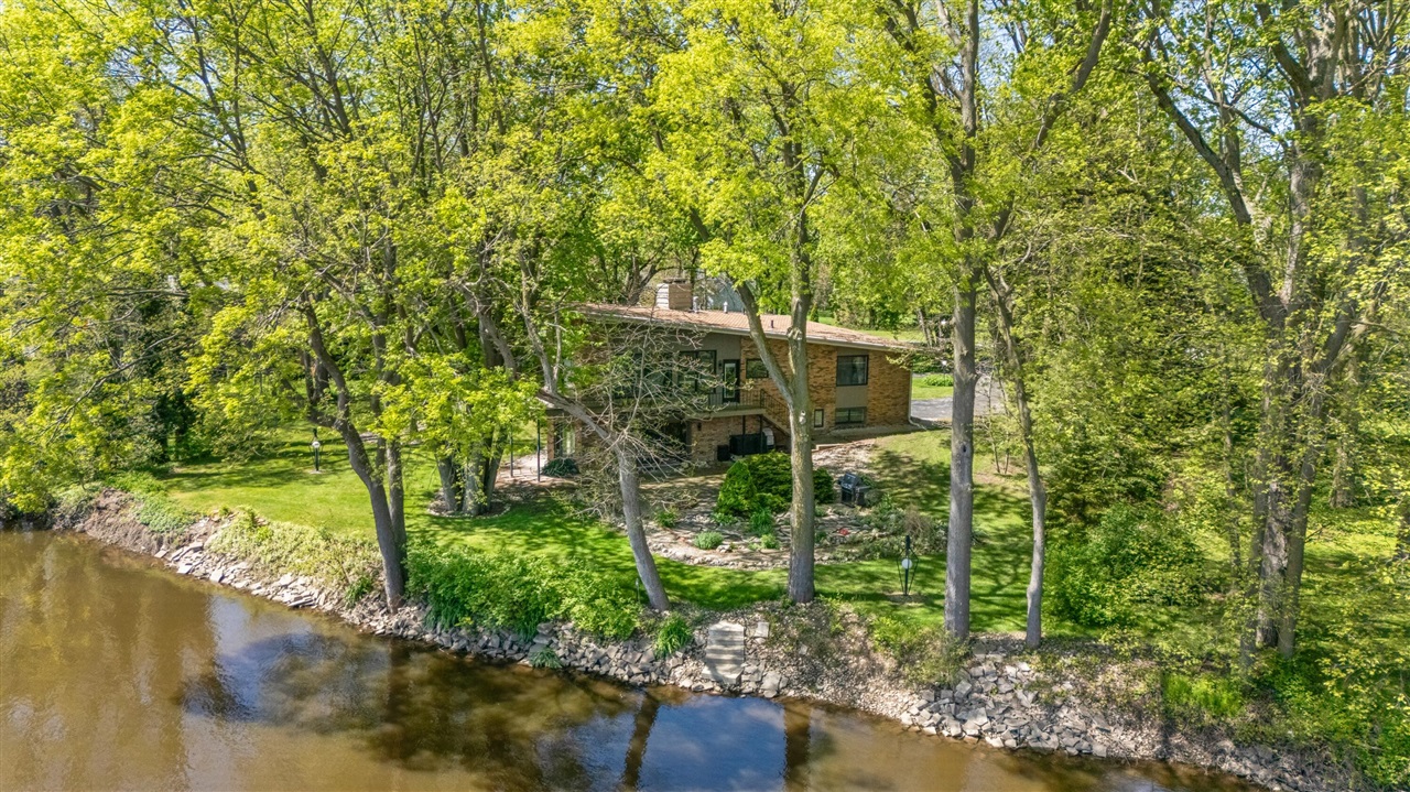 main property photo 73