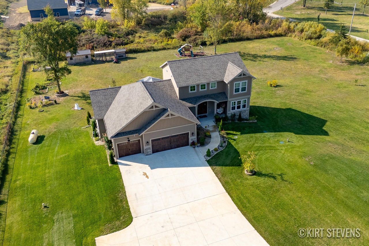 main property photo 47