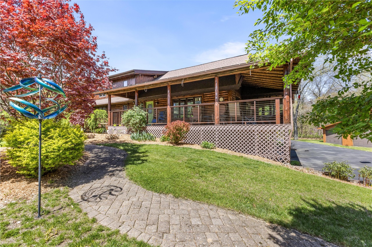 main property photo 4