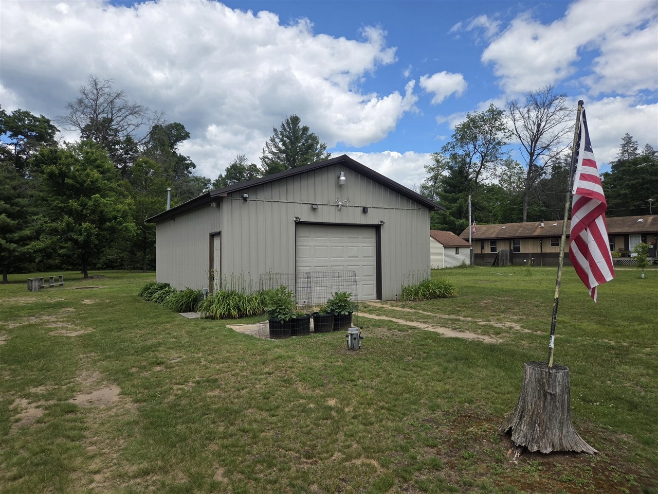 main property photo 56