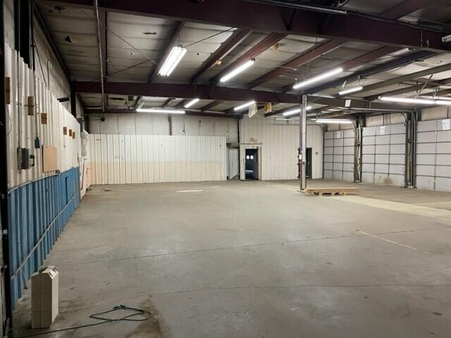 main property photo 11