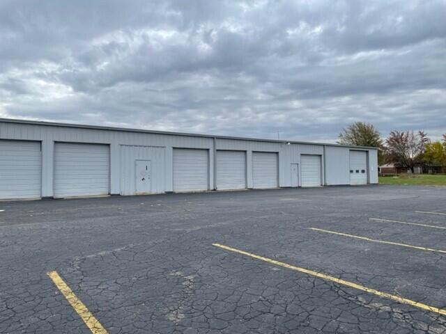main property photo 16