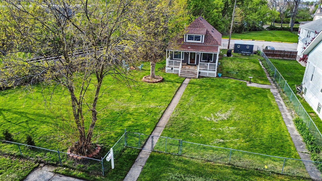 main property photo 20