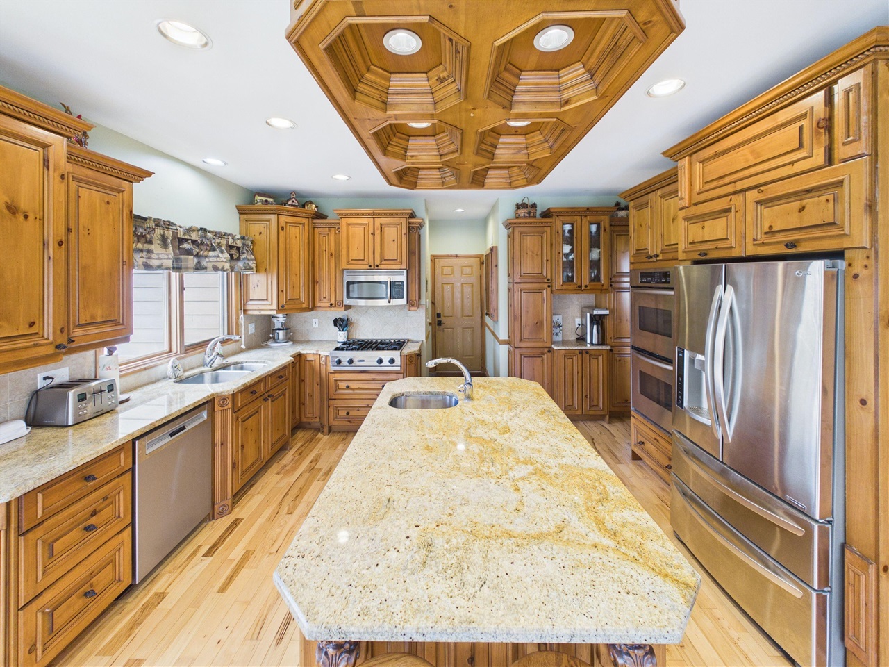main property photo 38