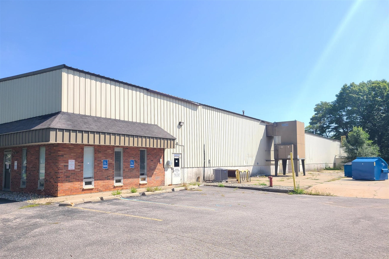main property photo 3
