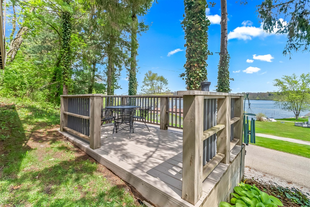 main property photo 25