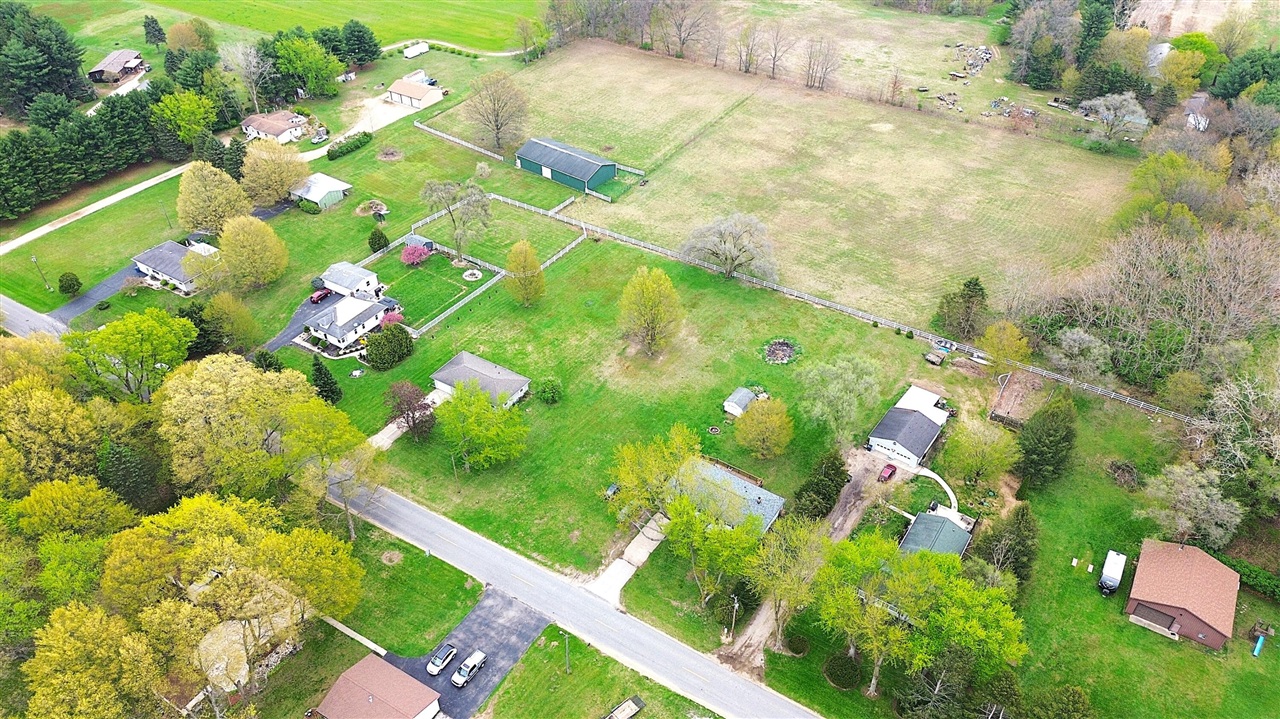 main property photo 5