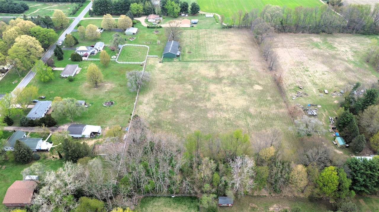 main property photo 7