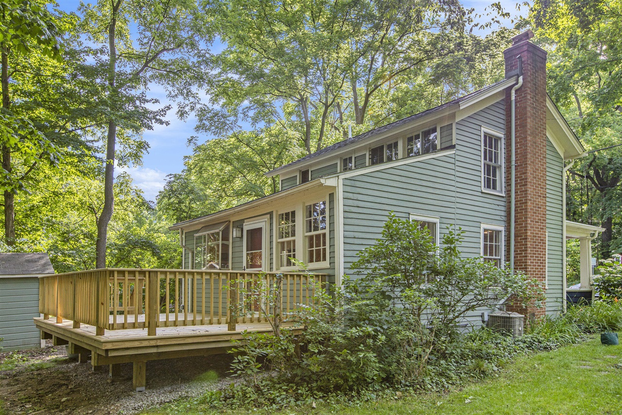 main property photo 8