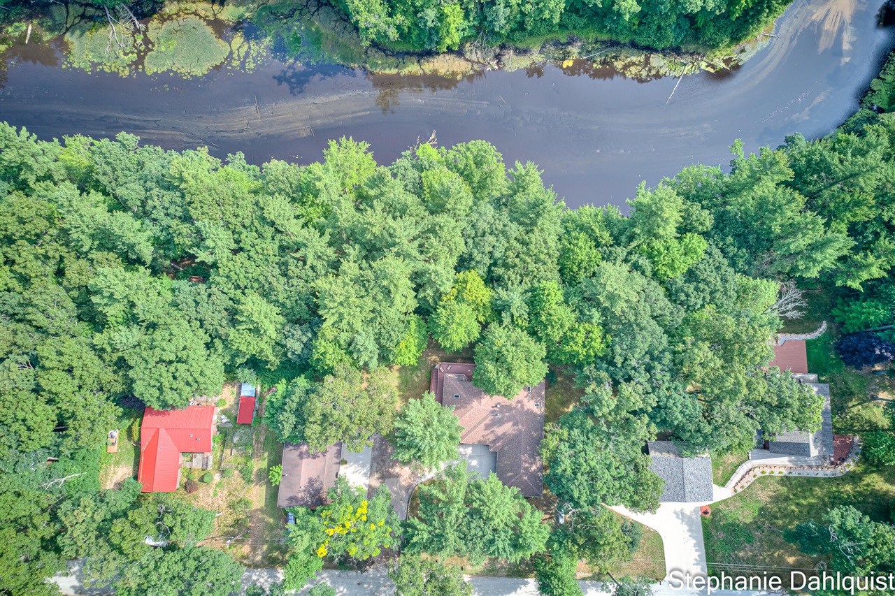 main property photo 68