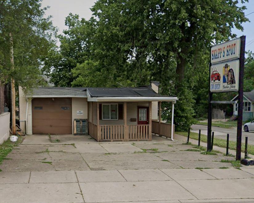 main property photo 2