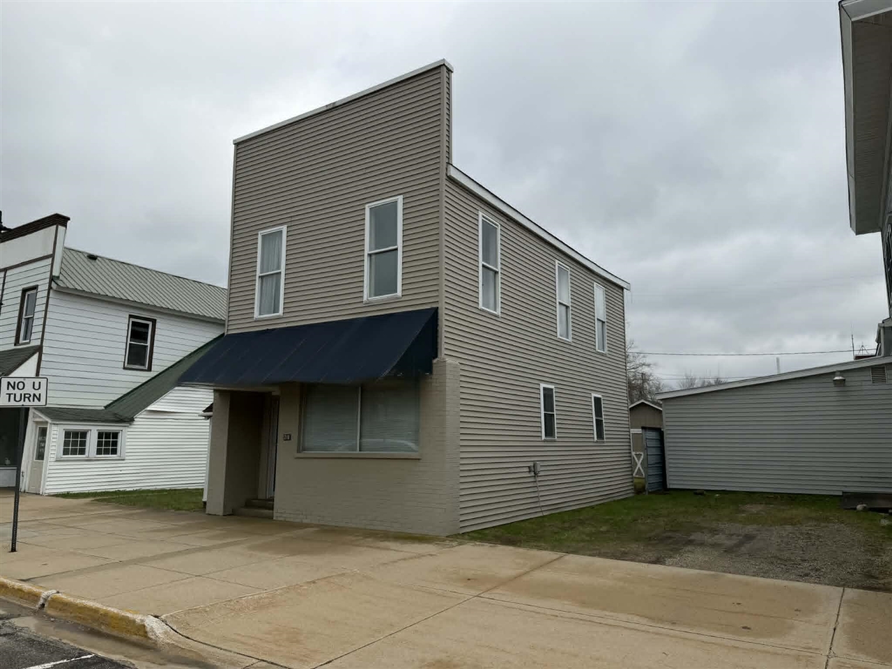 main property photo 5