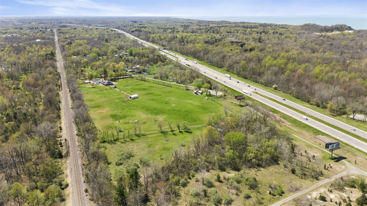 main property photo 43