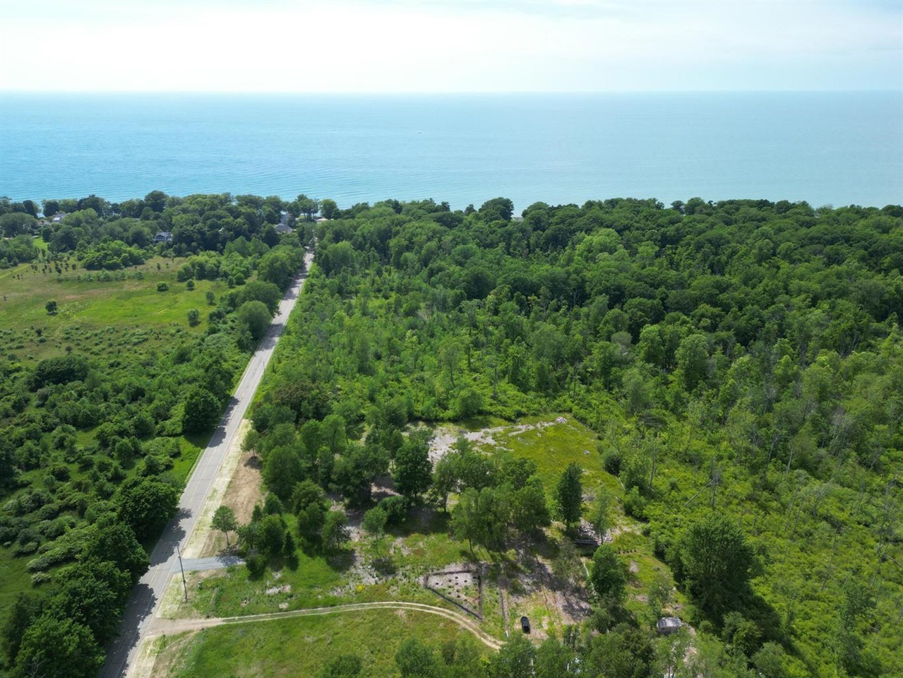 main property photo 0