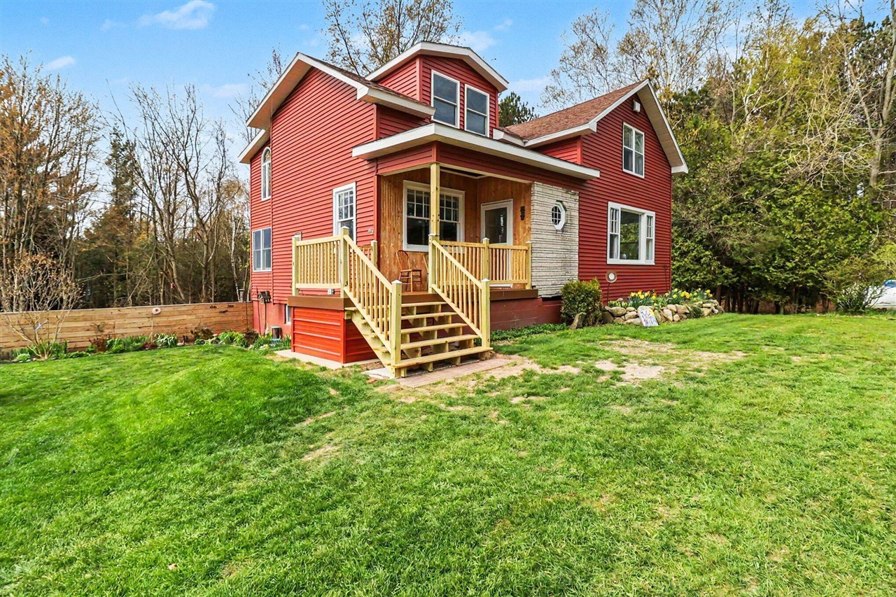 main property photo 7
