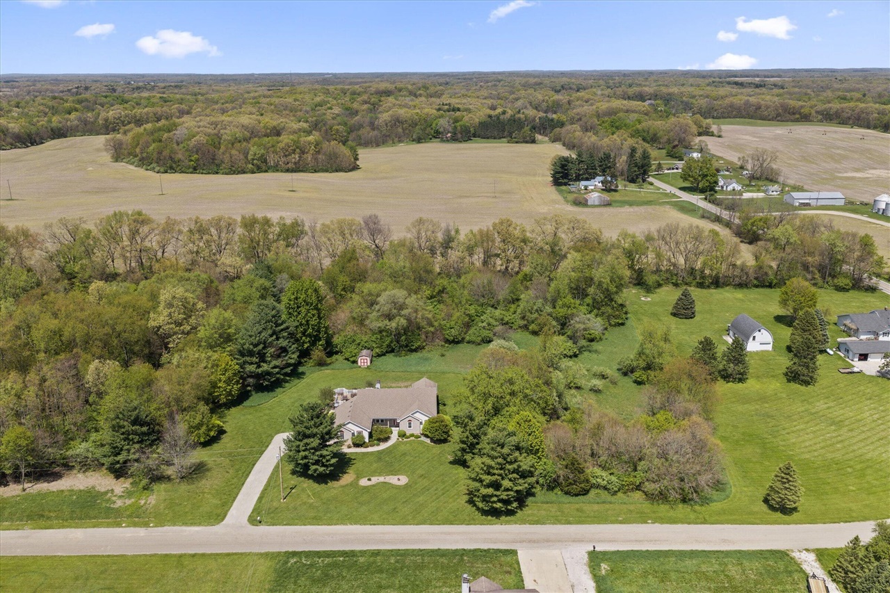 main property photo 49