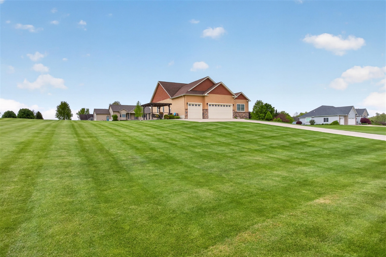 main property photo 88
