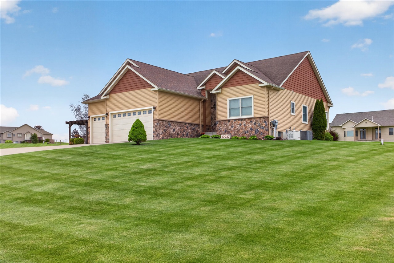 main property photo 95