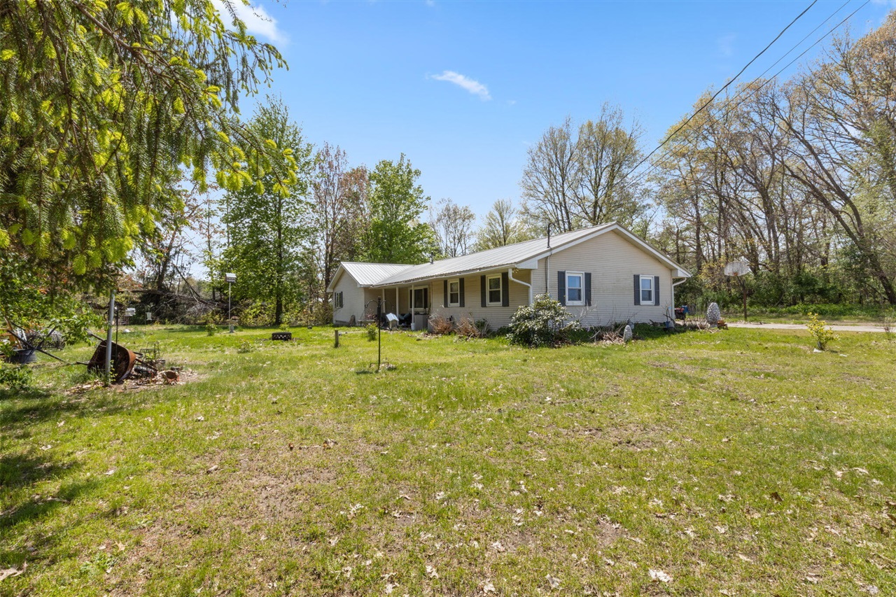 main property photo 19