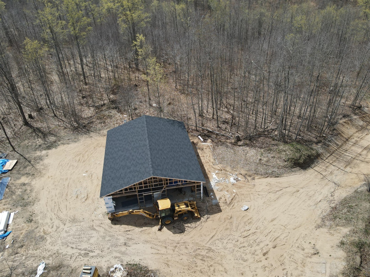 main property photo 18