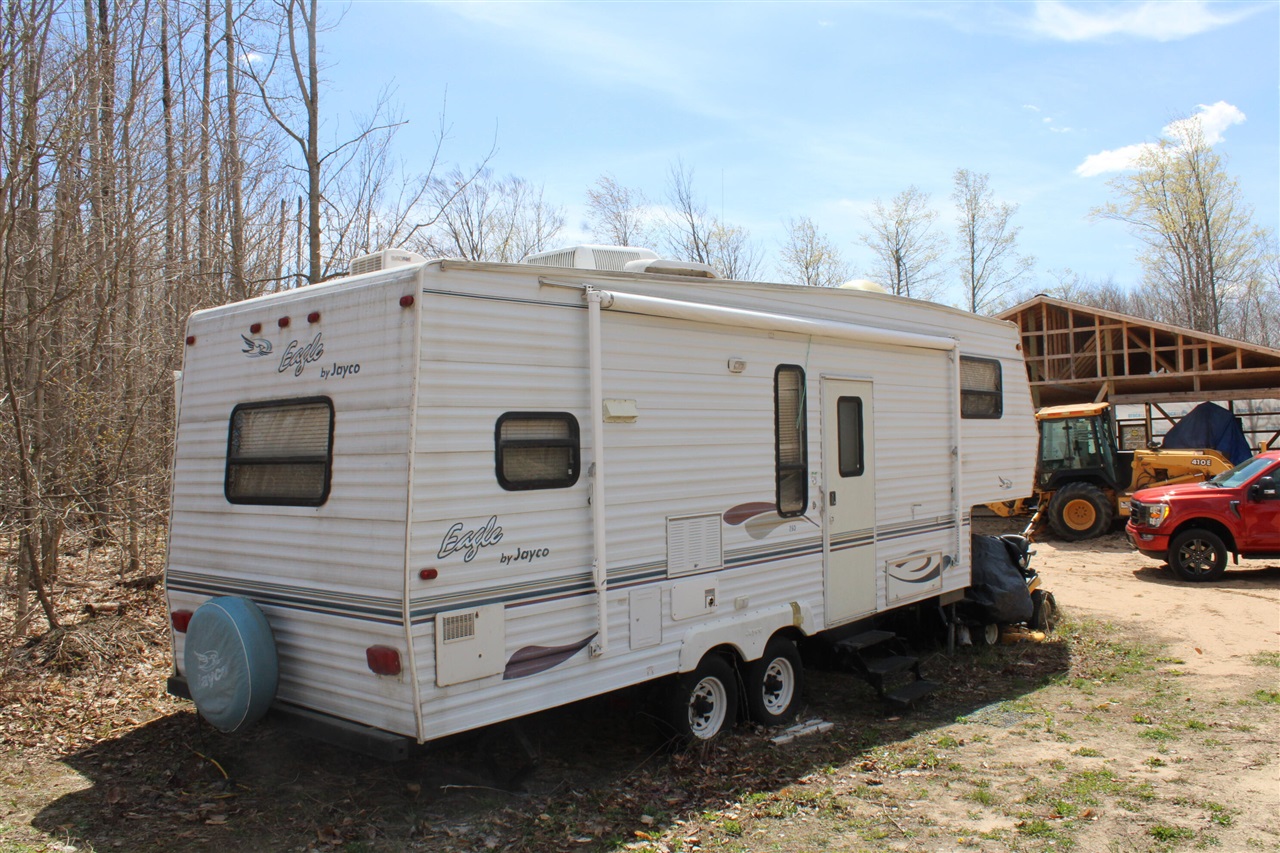 main property photo 40